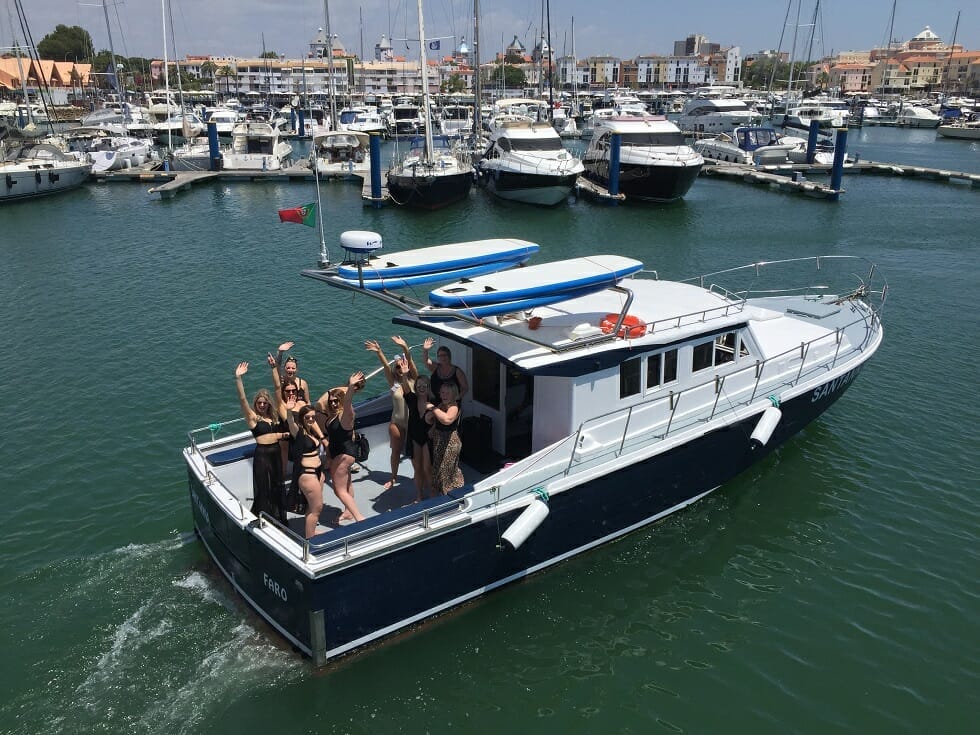 albufeira hen boat party