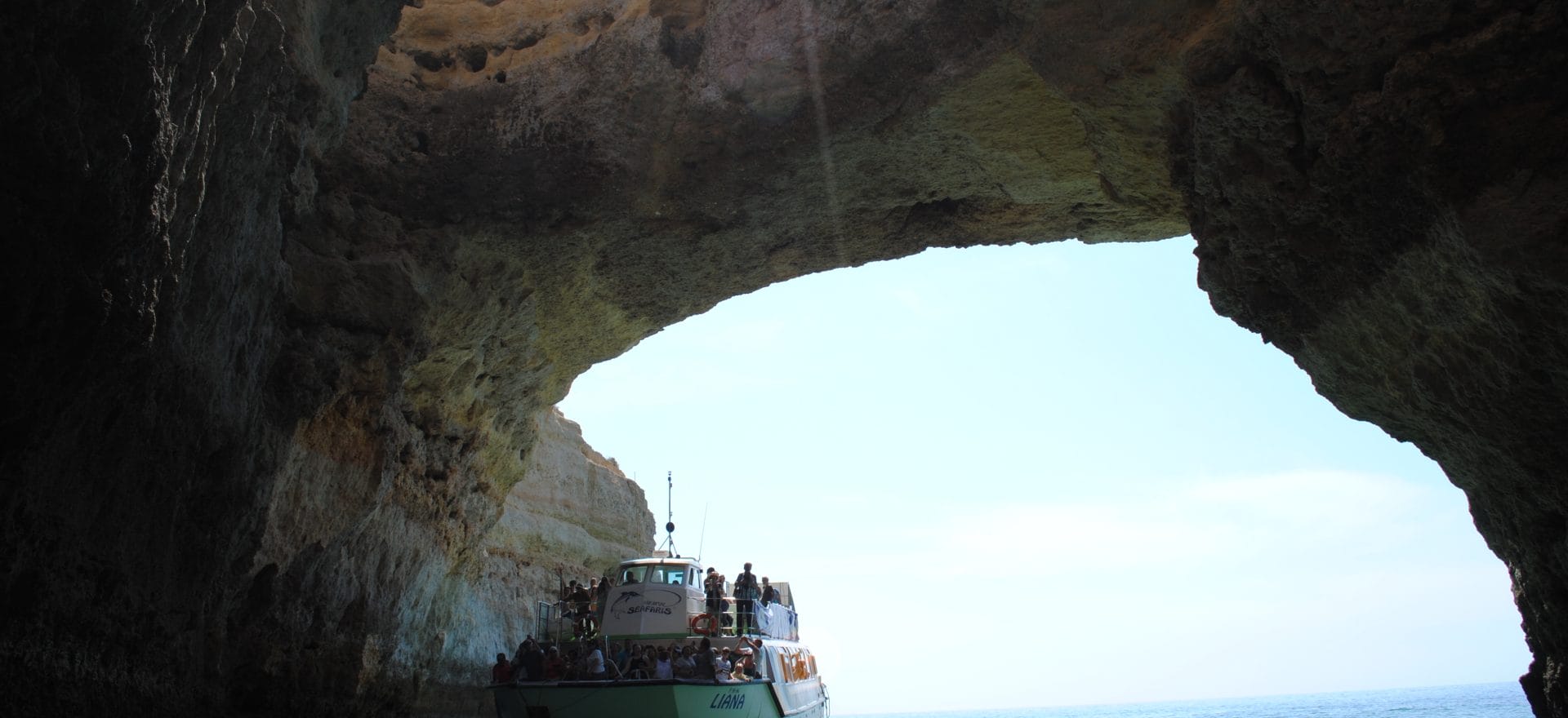 algarve-sea-cave-boat-trips-albufeira-1920x880